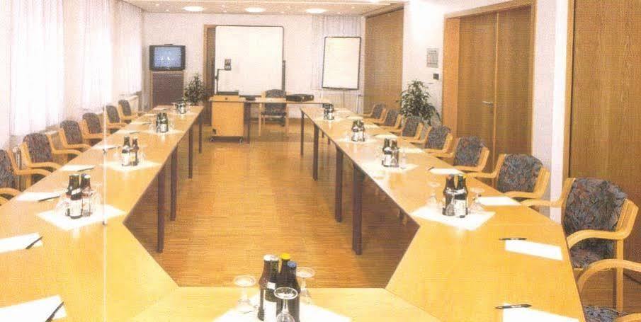 Hotel Zum Lamm Gundelsheim  Zewnętrze zdjęcie